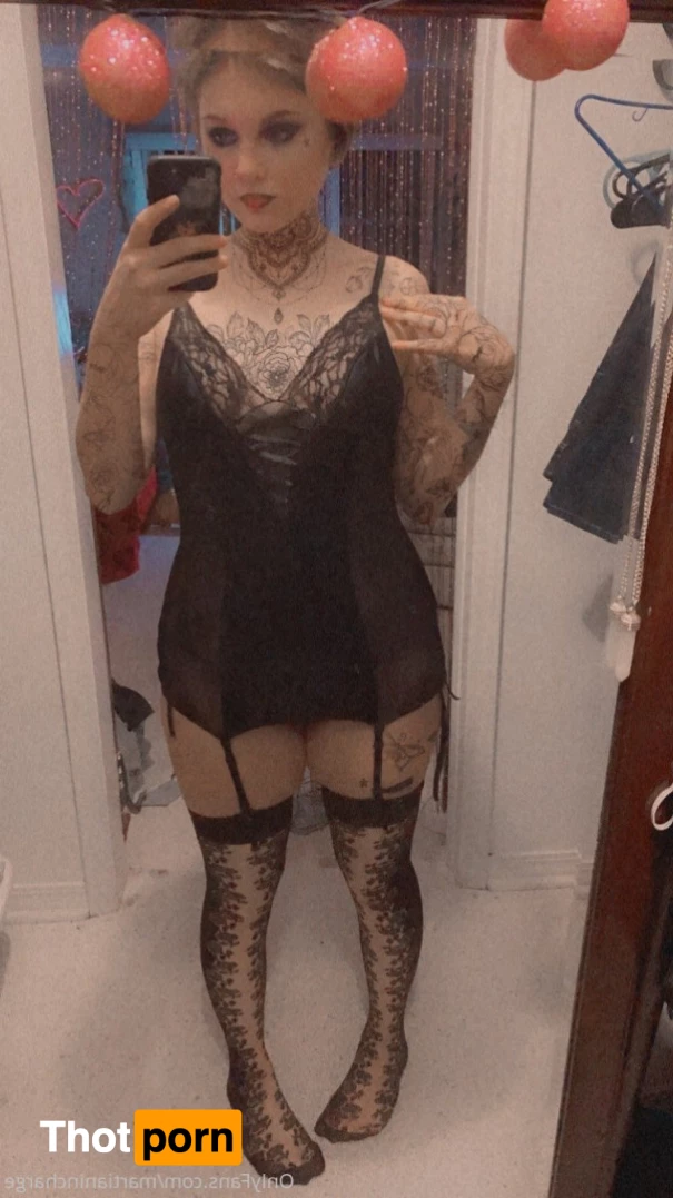 Tiffany Moon 🌙 10831672