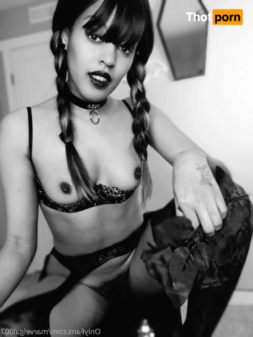 Layla Carter 5416870