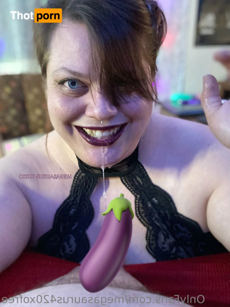 Meg Melonz✨free✨ 16144475