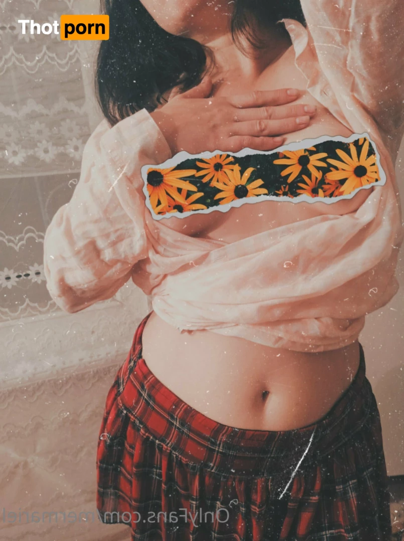 Voluptuous Ariel 5544780