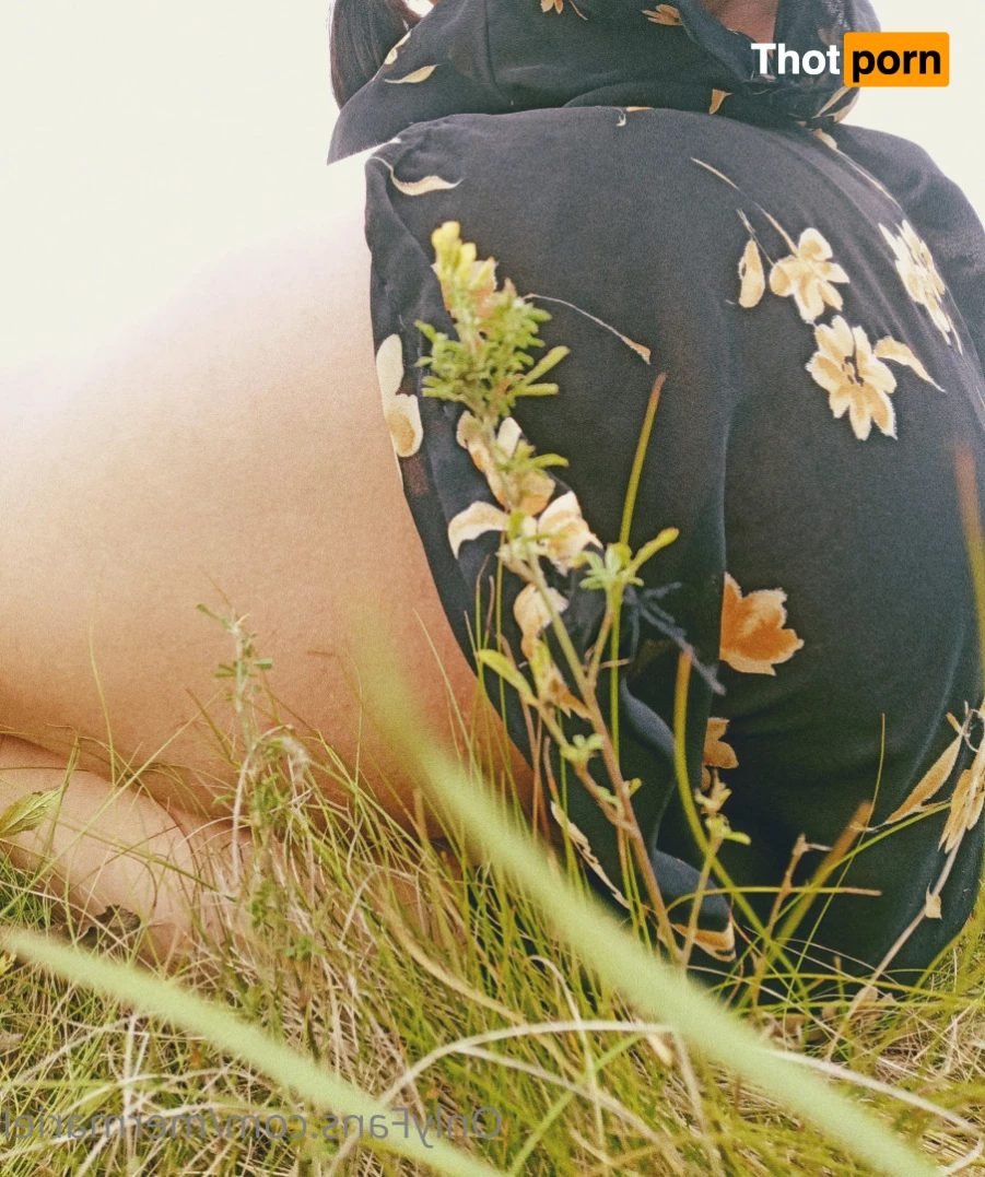 Voluptuous Ariel 5544834