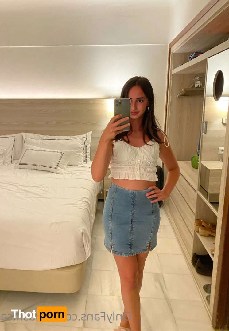 Mia 18 😻 16138019