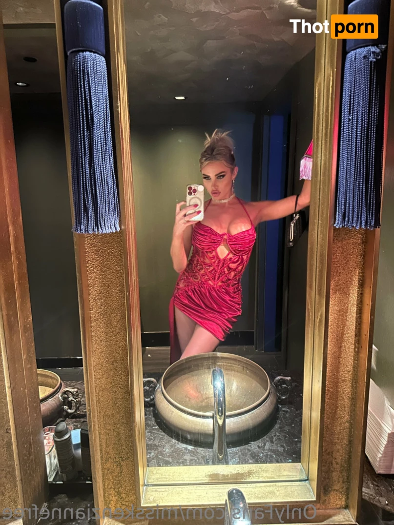 Kenzie Anne 10706777