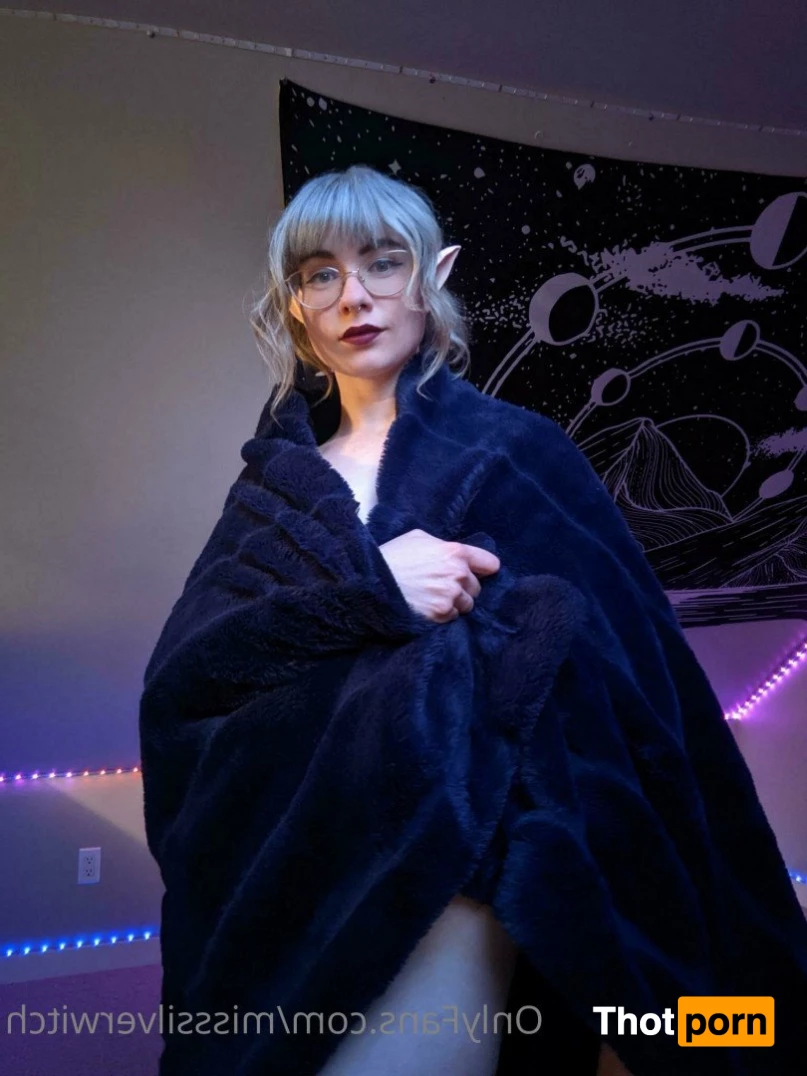 Miss Silver Witch 5381077