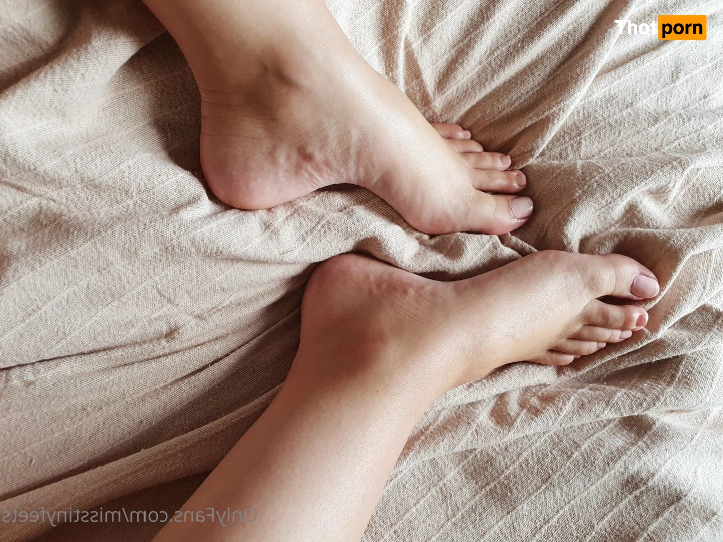 MissTinyFeet 5341332