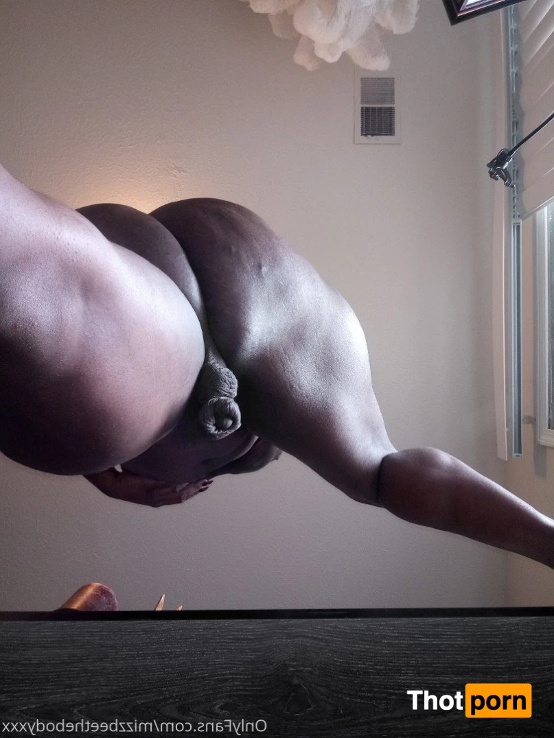 Mizzbeethebody 5369528