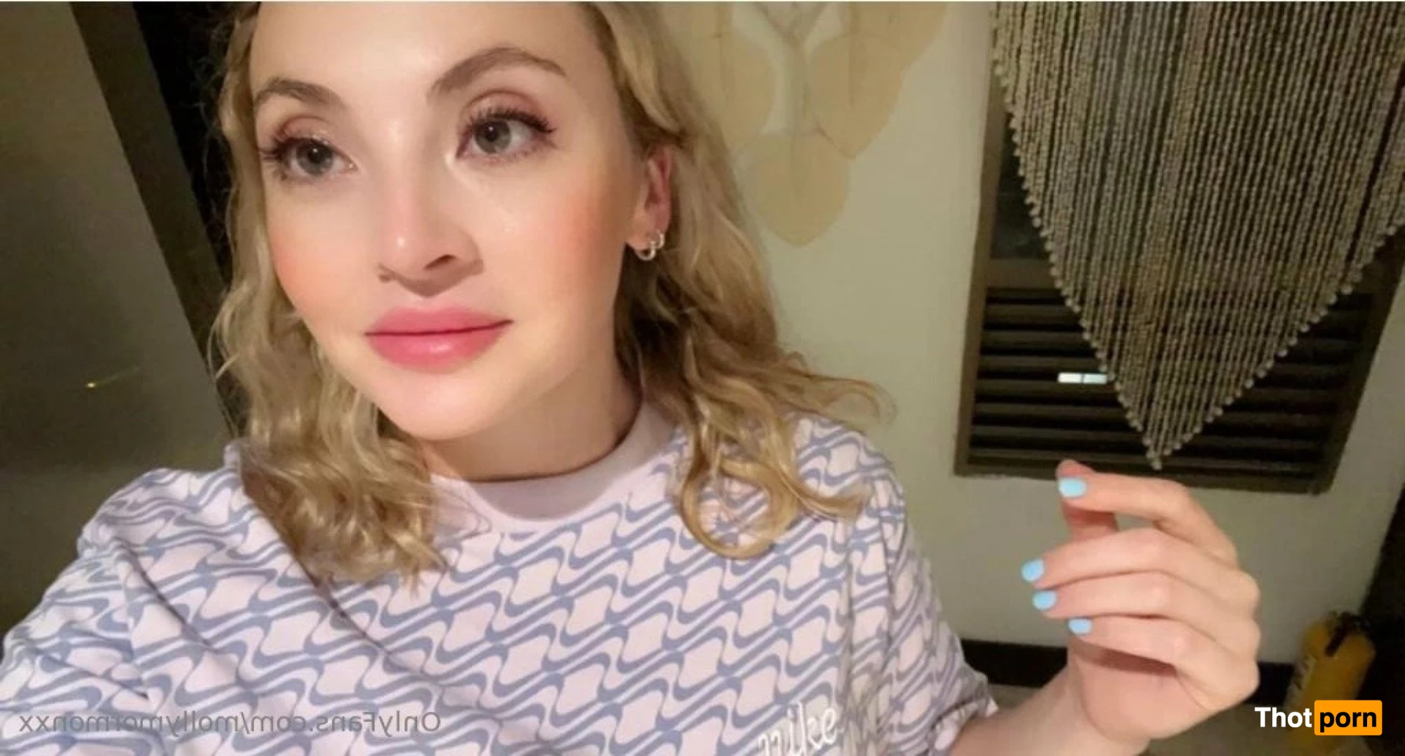 Molly Mormon 5353085