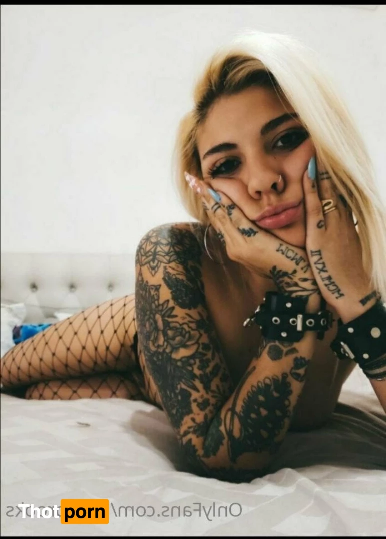 Molly Brooks 5320742