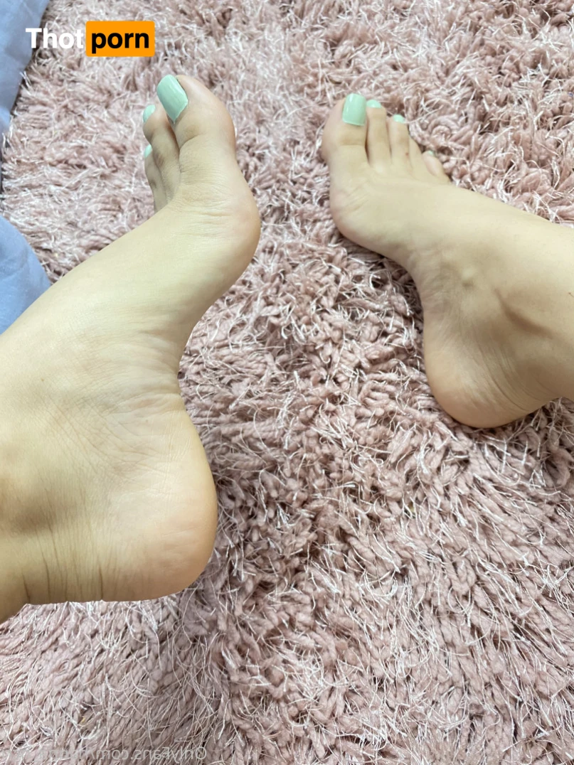 Hannah Robins 14473602