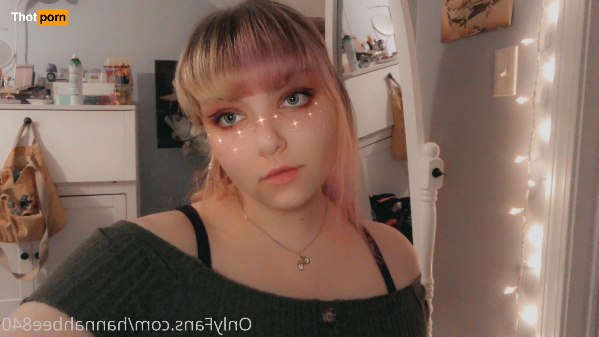 Hannah Bee 🌻🐝 13511339