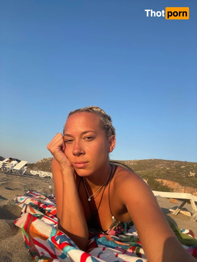 MorganMunroe 5343154