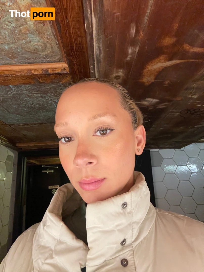 MorganMunroe 16067485