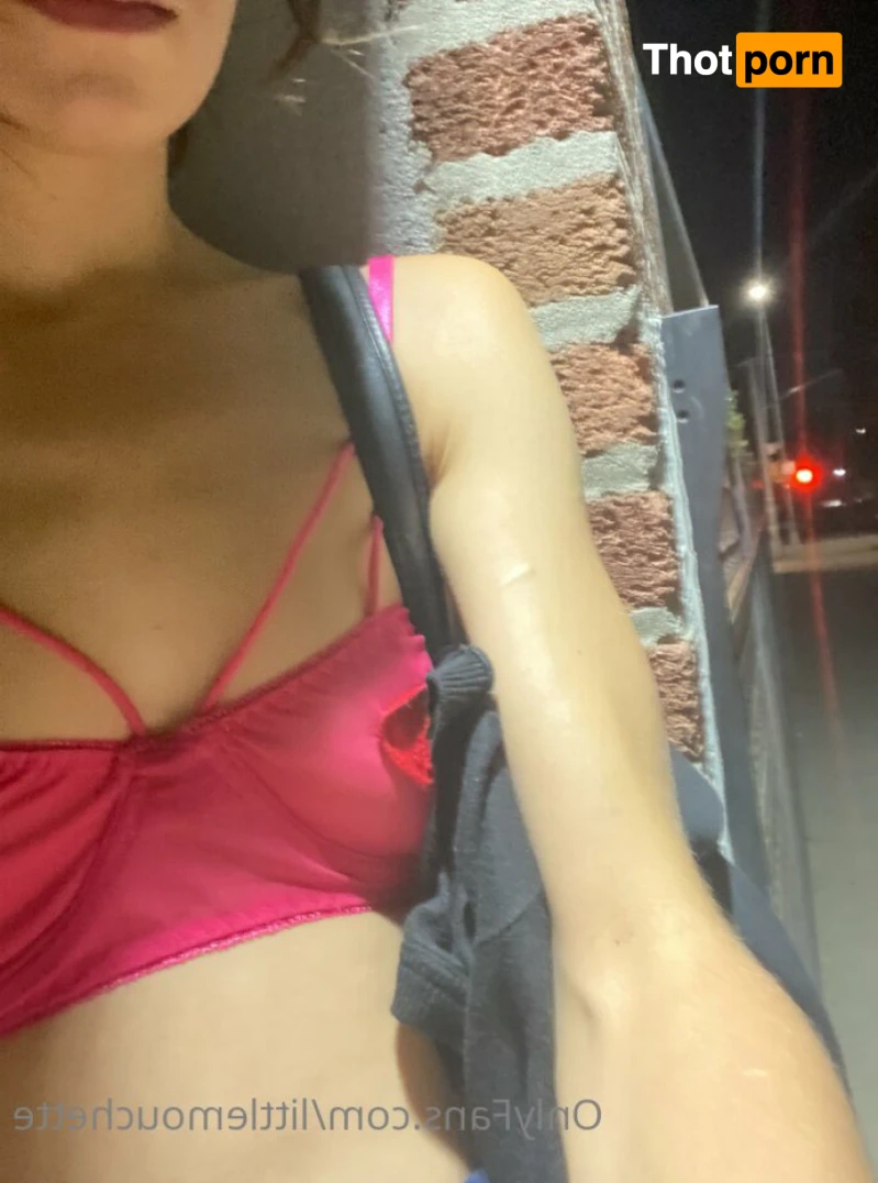 Mouchette 💦 Tiny 22/5'4/95lb Hotwife 16066604