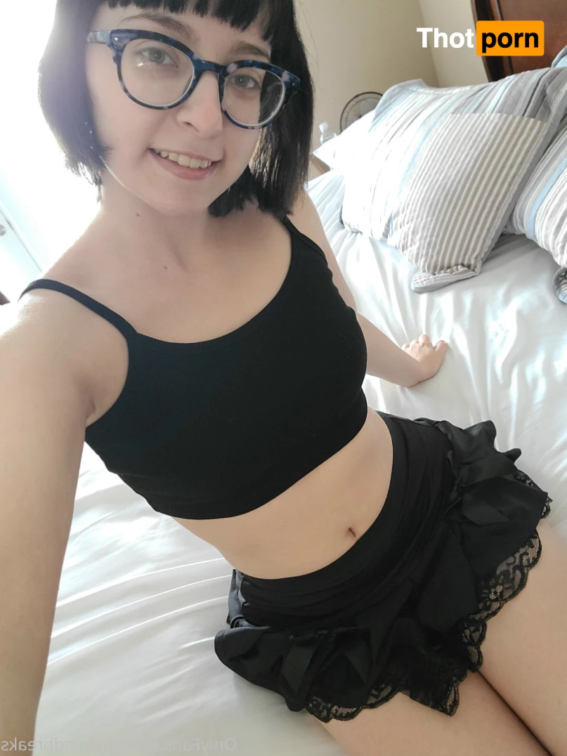 Your Internet Girlfriend ❤️ 9763255