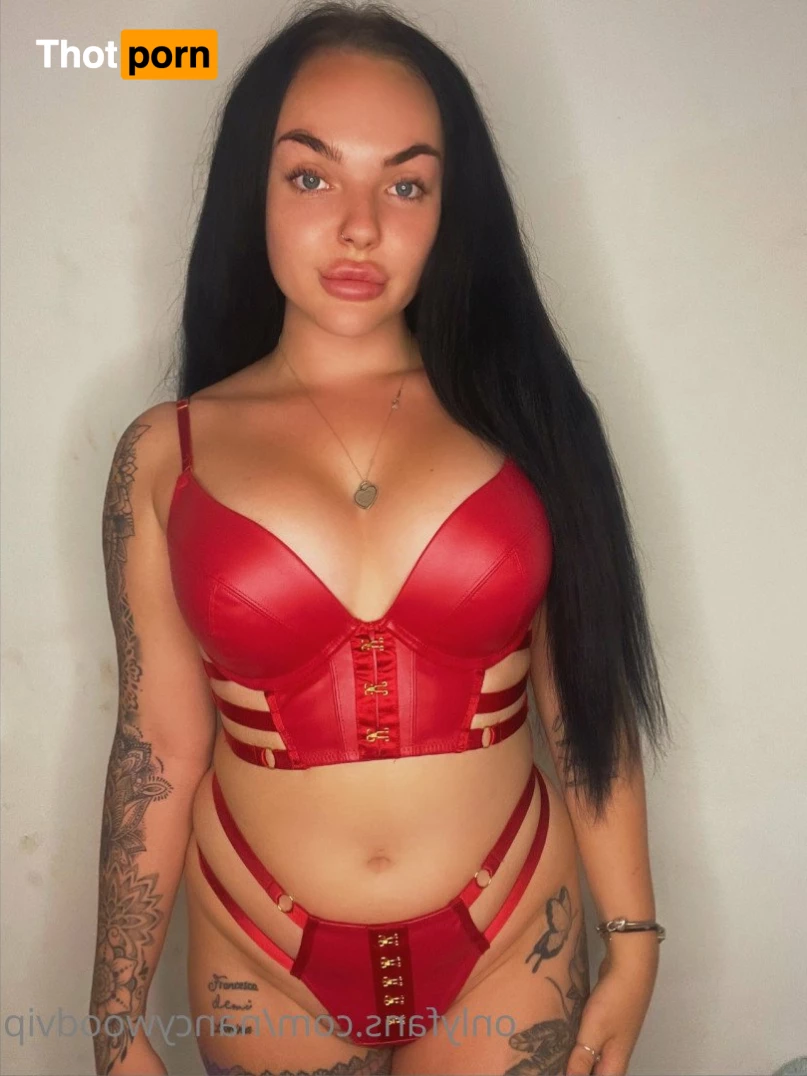 DONT TELL YOUR GIRLFRIEND 🤭 5376408