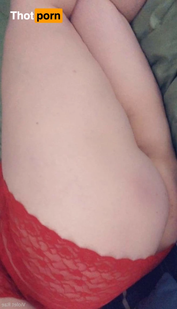 Scarlett Bordeaux 5530762