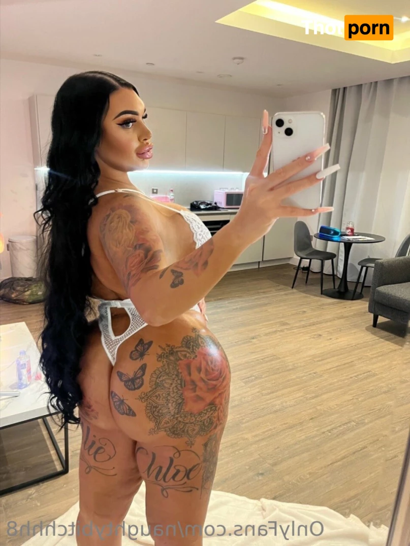 ELLIE CHLOE 👿 BBC QUEEN 10778226