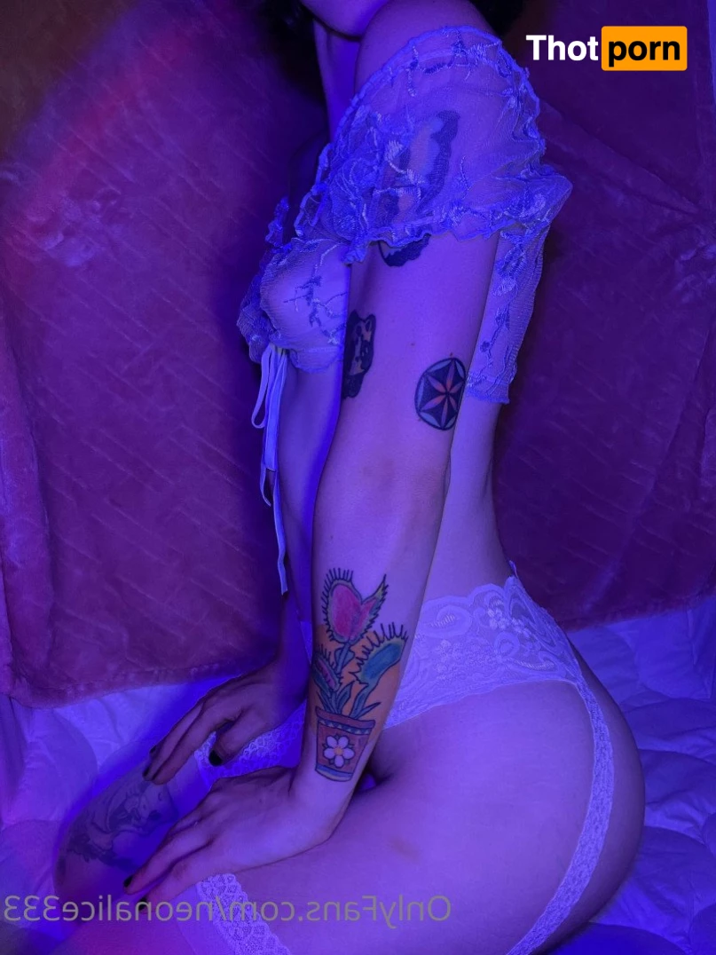 𖦹Alice 𖦹 5427608