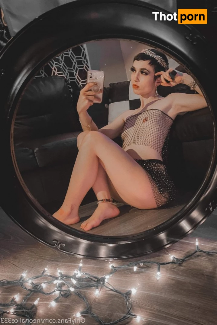 𖦹Alice 𖦹 5428082