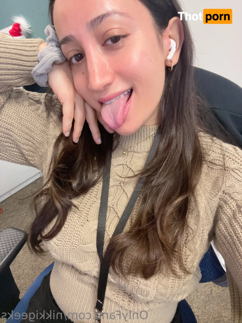 Nikki Geeks (READ BIO BEFORE JOINING) 9734247