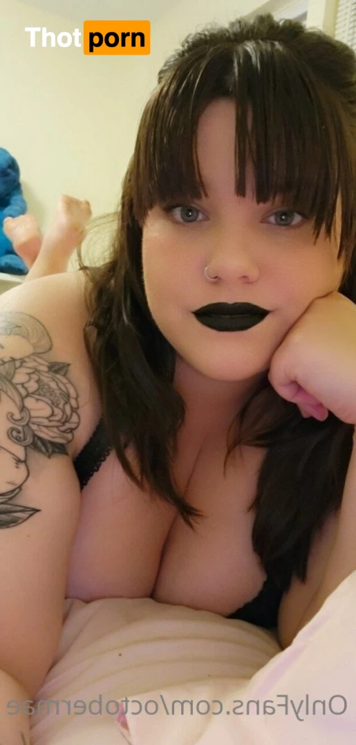 October  Mae 5288216