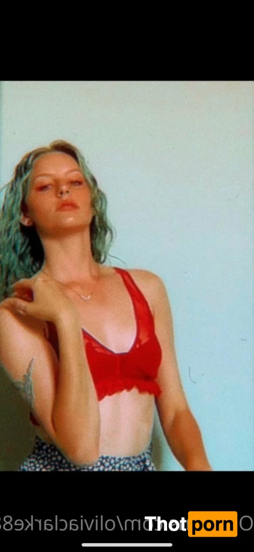 olivia clarke 5284528