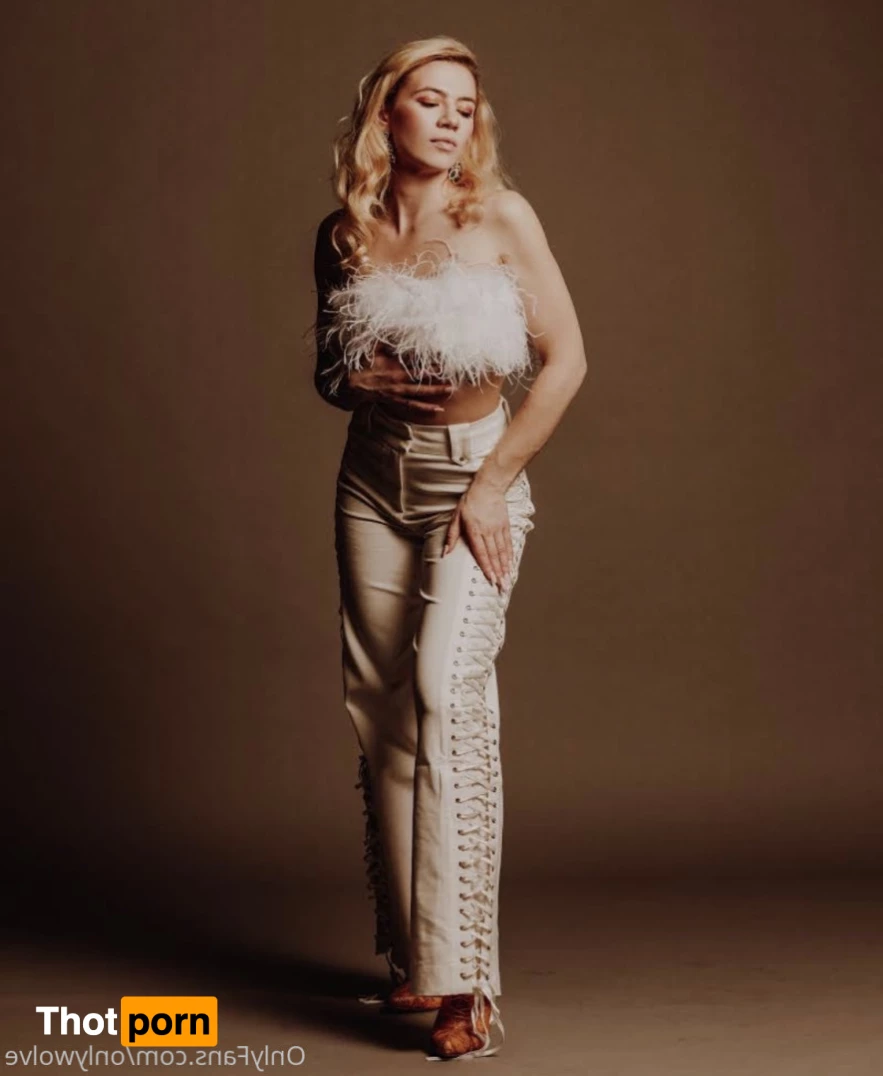 O N L Y W O L V E 5520544