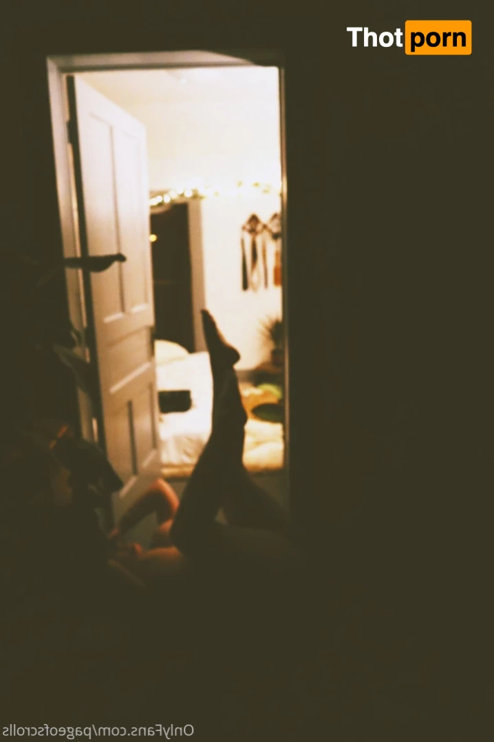 PageOfScrolls 5519993