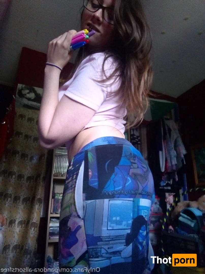 anime-tiddied kink princess 👑 5354385