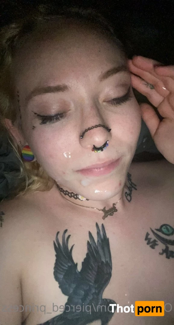 Alexa 🌻🌒 5269753