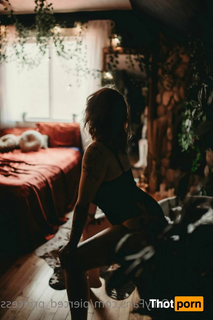 Alexa 🌻🌒 5269952