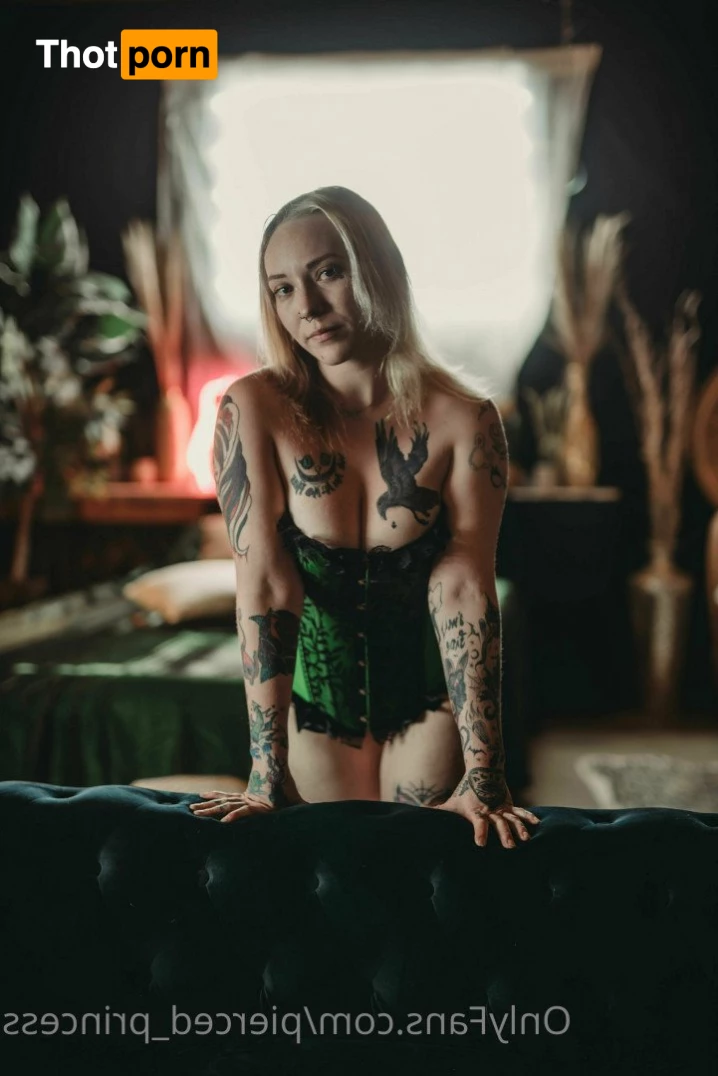 Alexa 🌻🌒 5270162