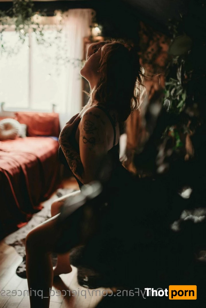 Alexa 🌻🌒 5270214