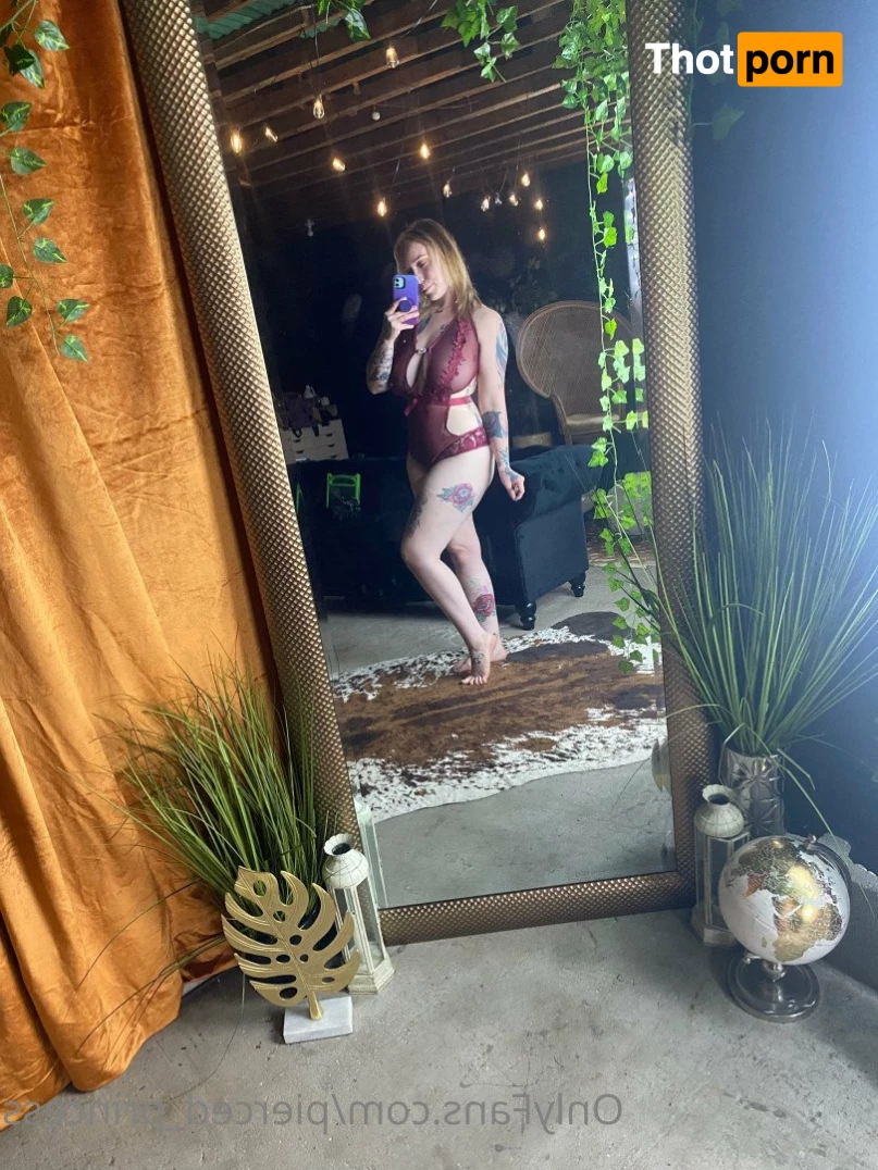 Alexa 🌻🌒 5270240