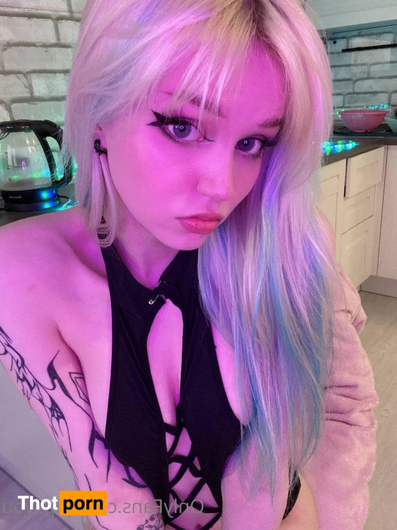 tipsy_free 🇺🇦 5343956