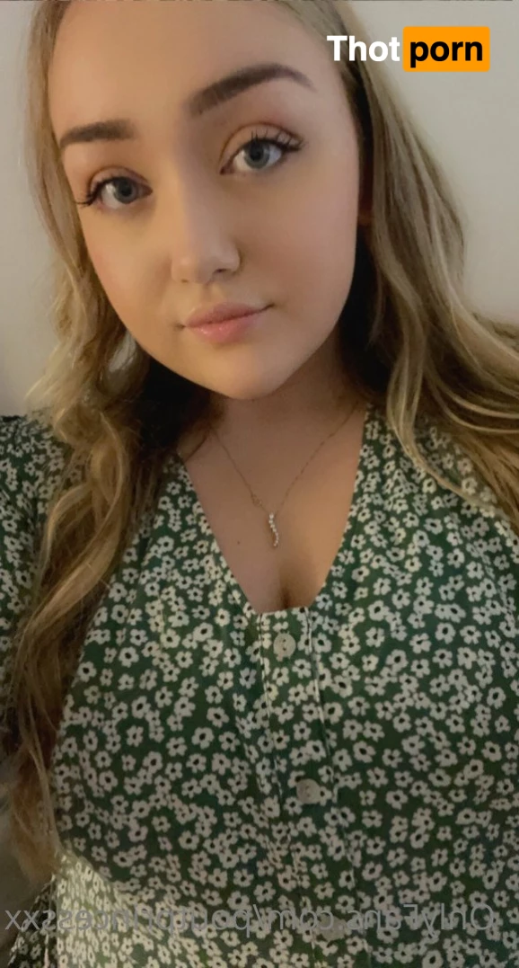 Pout 😇💕 5312183