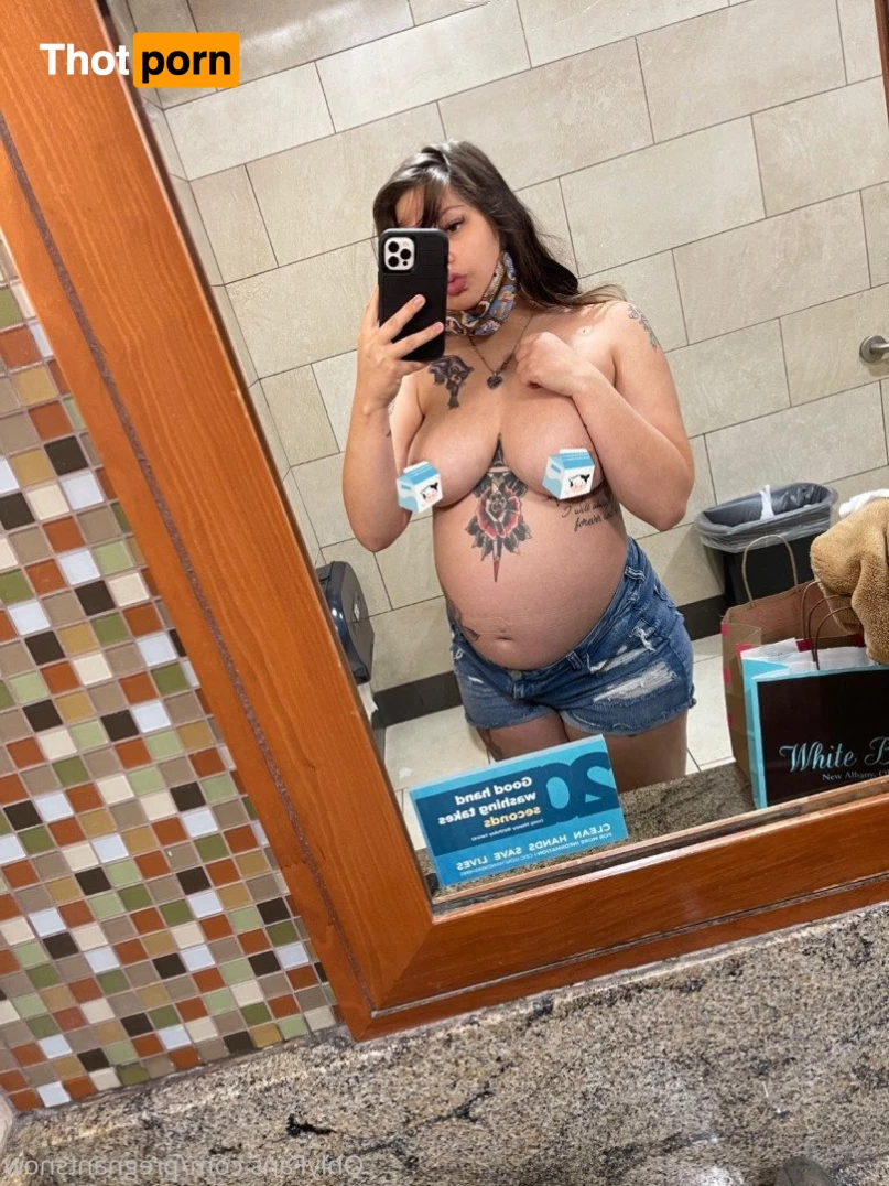 pregnantsnow 5378499