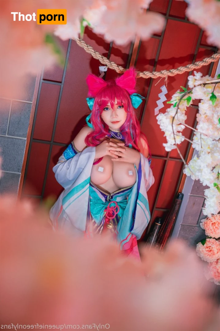 queeniefreeonlyfans 5045345