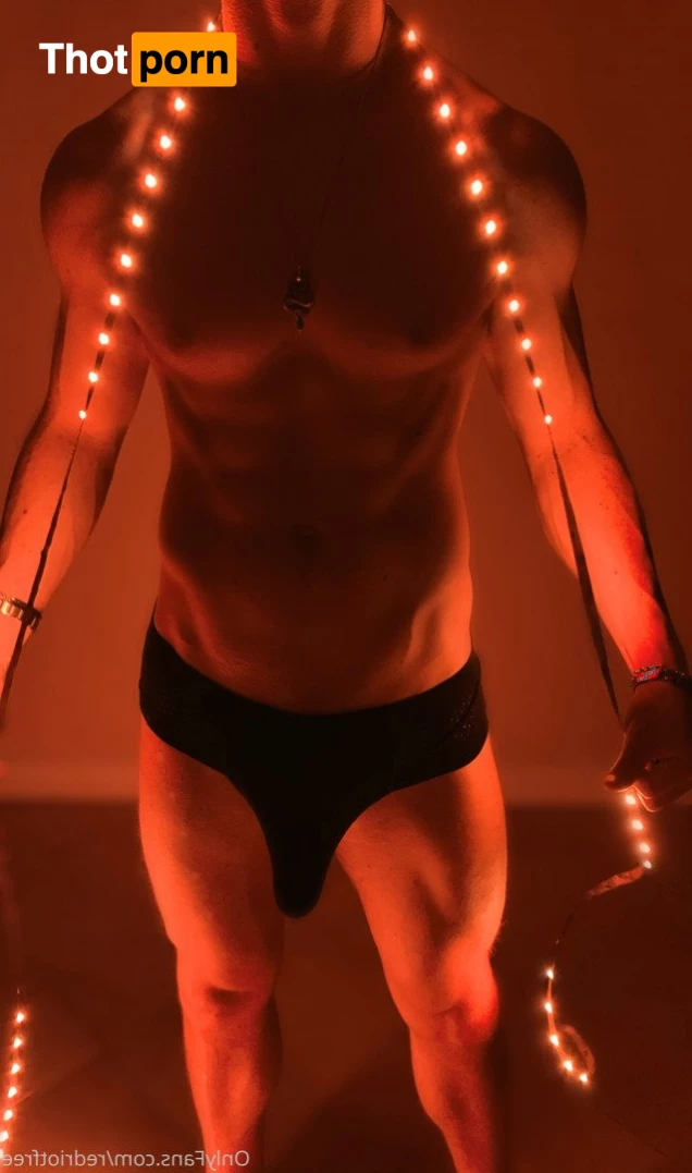 🔥 Red Riot [FREE] 🔥 5038599