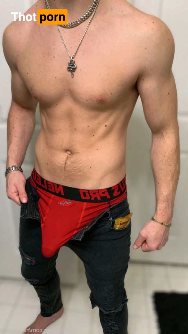 🔥 Red Riot [FREE] 🔥 5038905