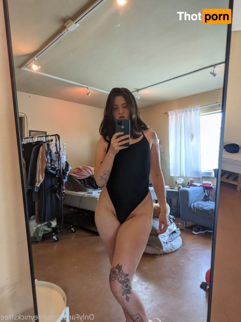 rileynicksfree 5018990