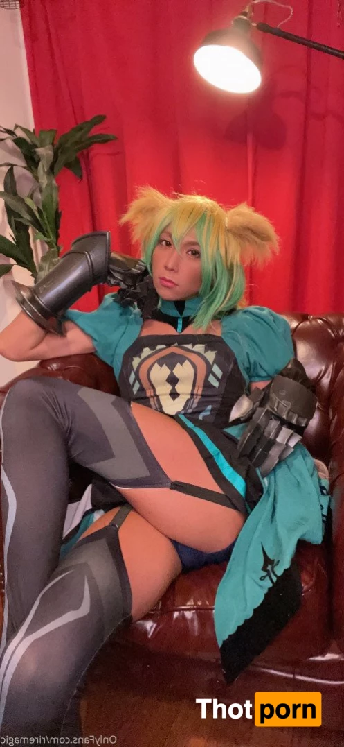 Riel@crossdresser 5290553