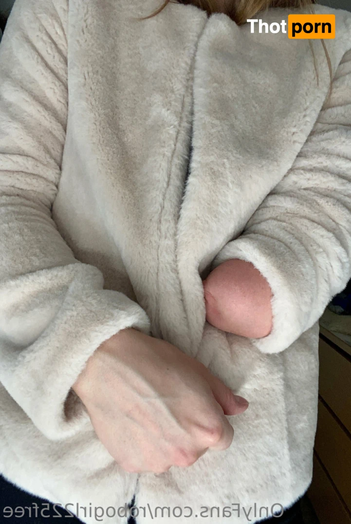 robogirl225free 12485204