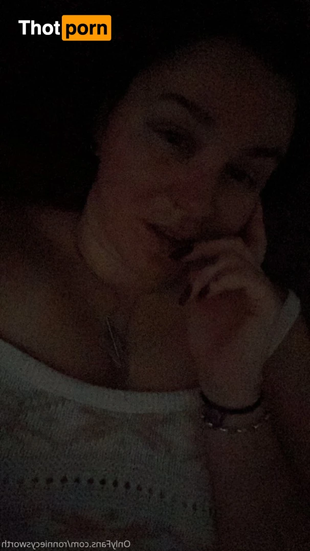 𝑅𝑜𝑛𝑛𝑖𝑒 💕 5034995