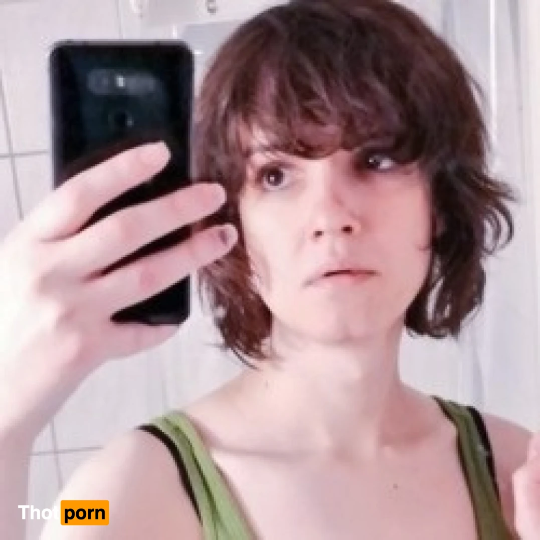 Rookie Stray 15749109