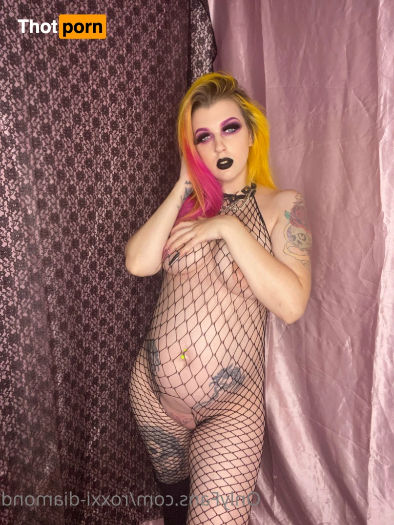 Roxxi Diamond 💎 15747565