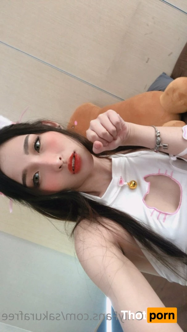 Sakura blossom 5021163