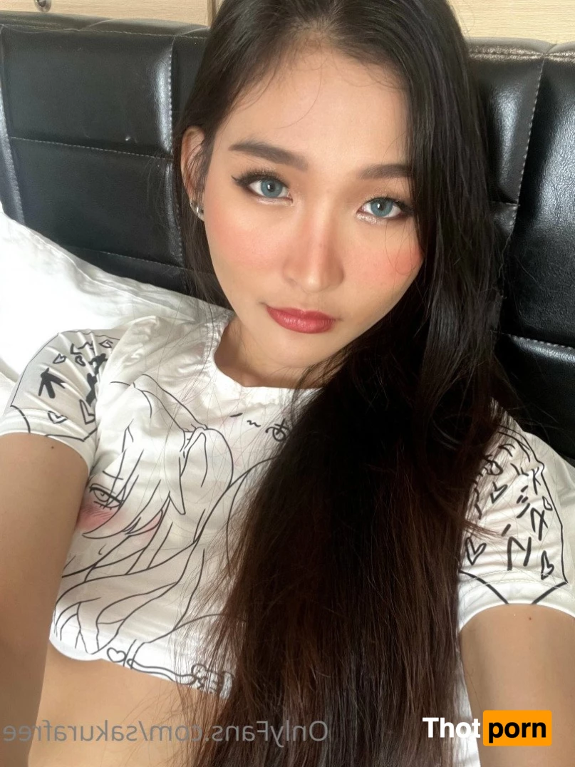 Sakura blossom 5021180