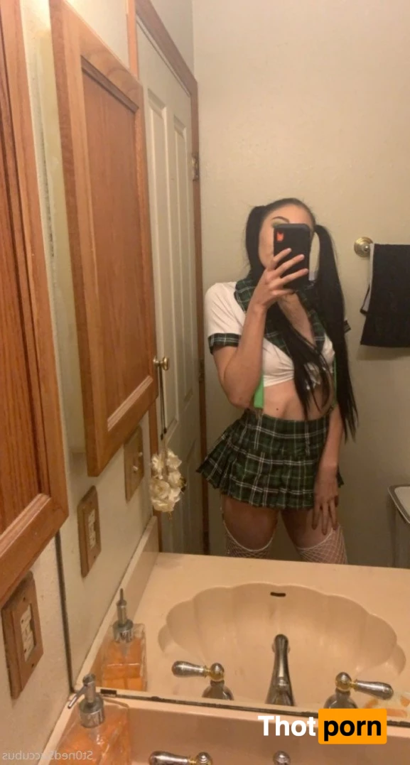 Sienna Salem 5016162