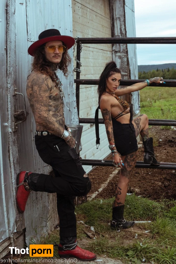 Sania Mallory 5017257